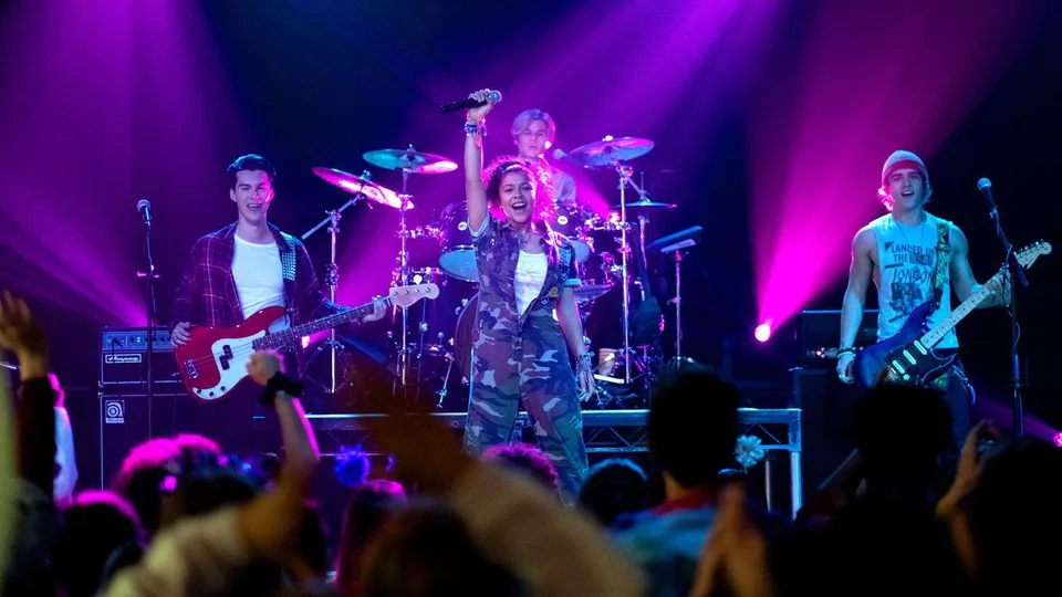 Кадр из фильма «Джули и призраки» 5
