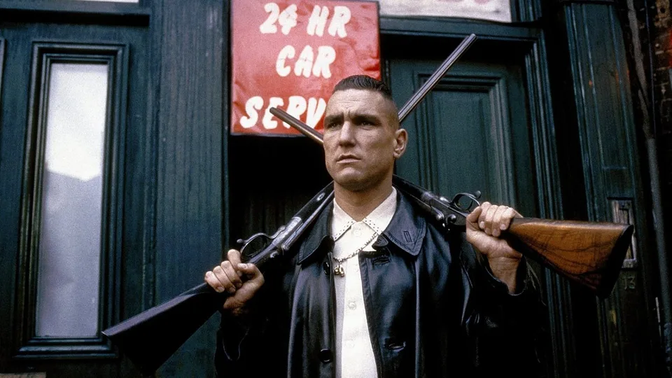 Кадр из фильма «Карты, деньги, два ствола» 6