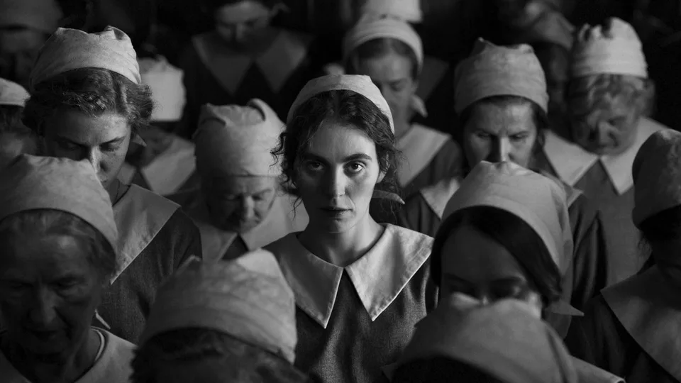 Девушка с иглой — трейлер