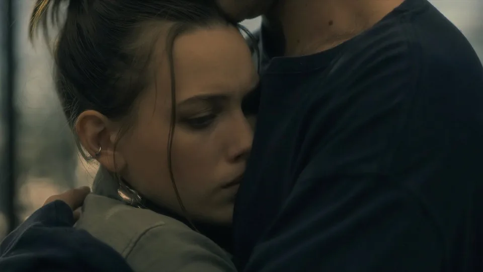 Кадр из фильма «Призрак дома на холме» 5