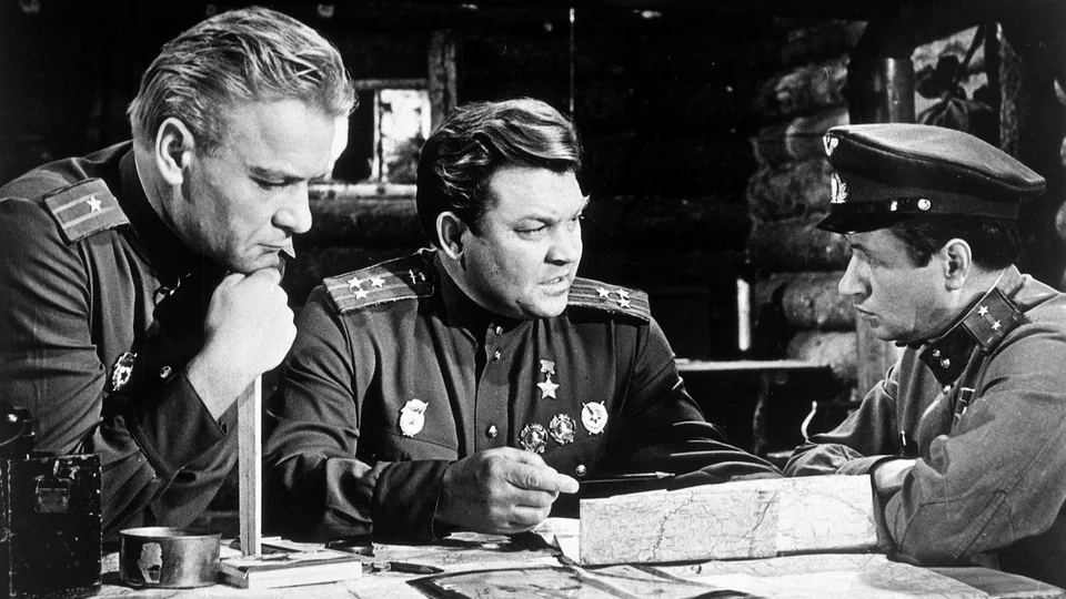Кадр из фильма «В бой идут одни «старики»» 3