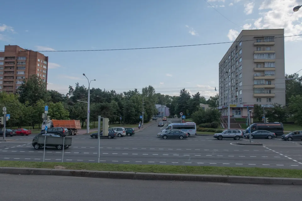 От 5 до 20 базовых и права на два года. За «вафлей» на Пушкина следят камеры