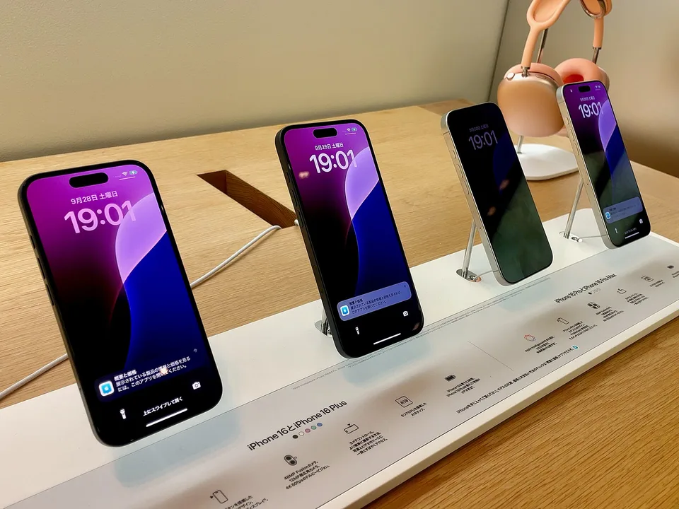 Обзор iPhone 16: базовая модель, которая почти догнала Pro